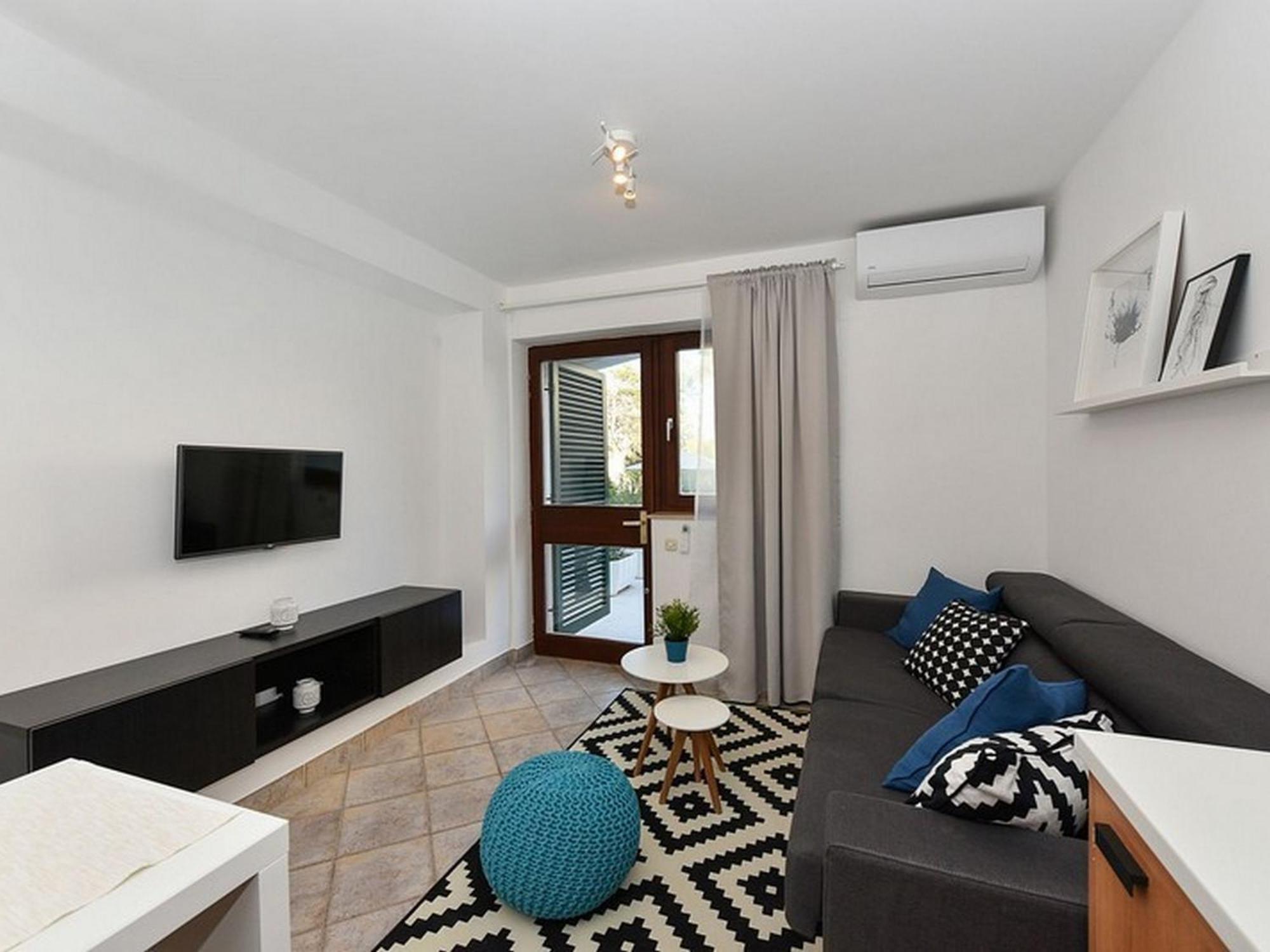 Mediterraneo Garden Apartments 佩特坎内 客房 照片