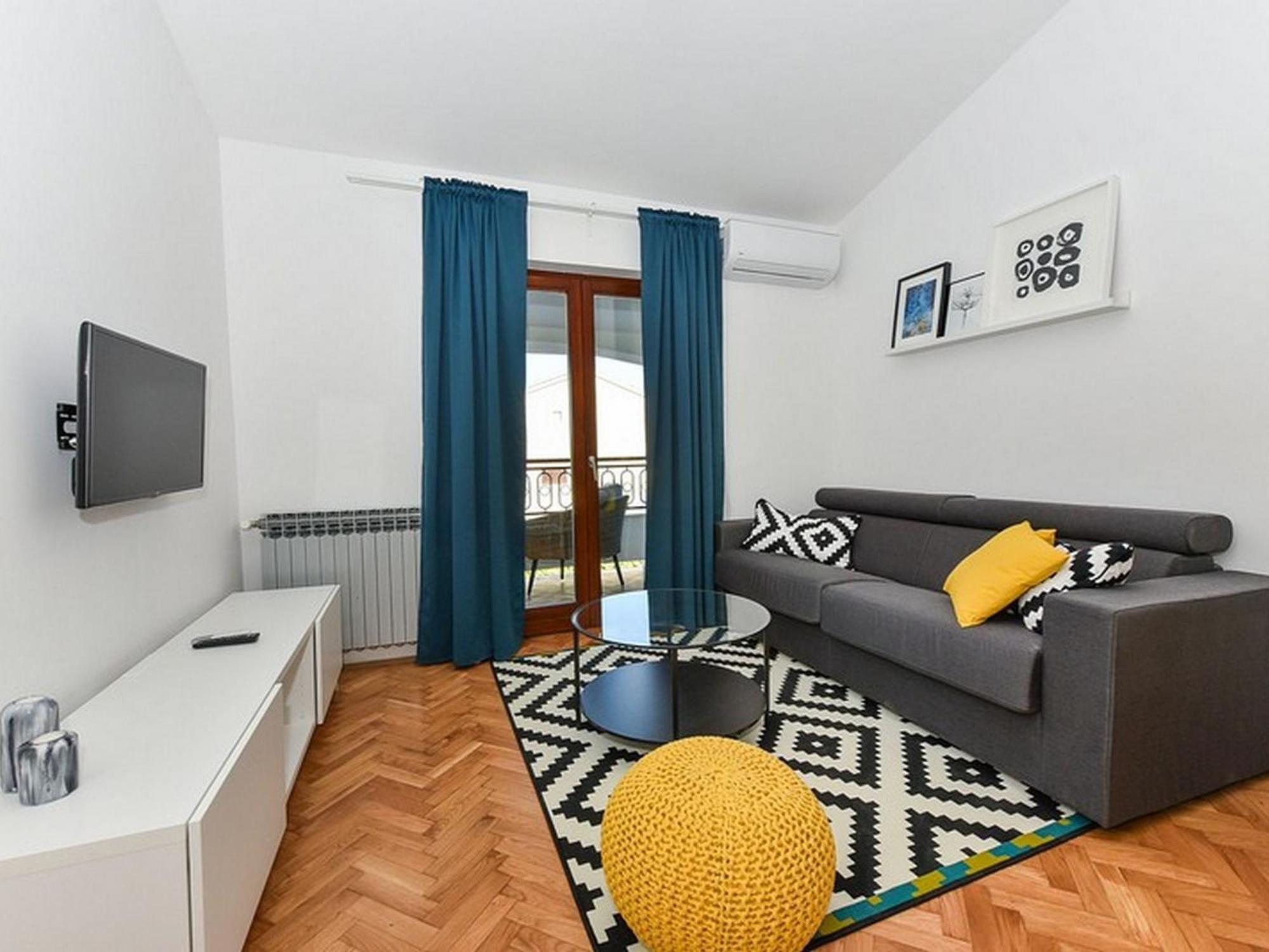 Mediterraneo Garden Apartments 佩特坎内 客房 照片