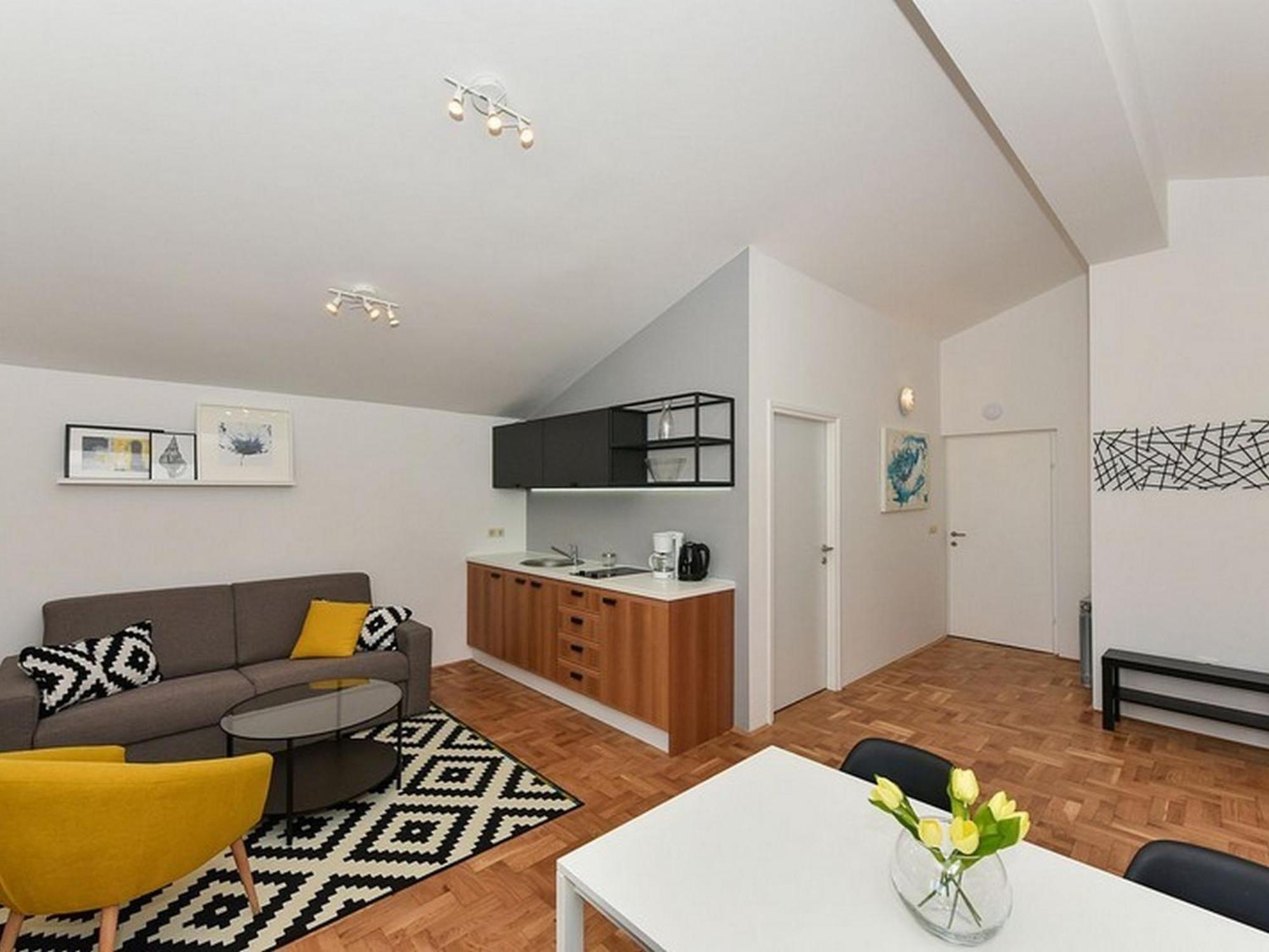 Mediterraneo Garden Apartments 佩特坎内 客房 照片
