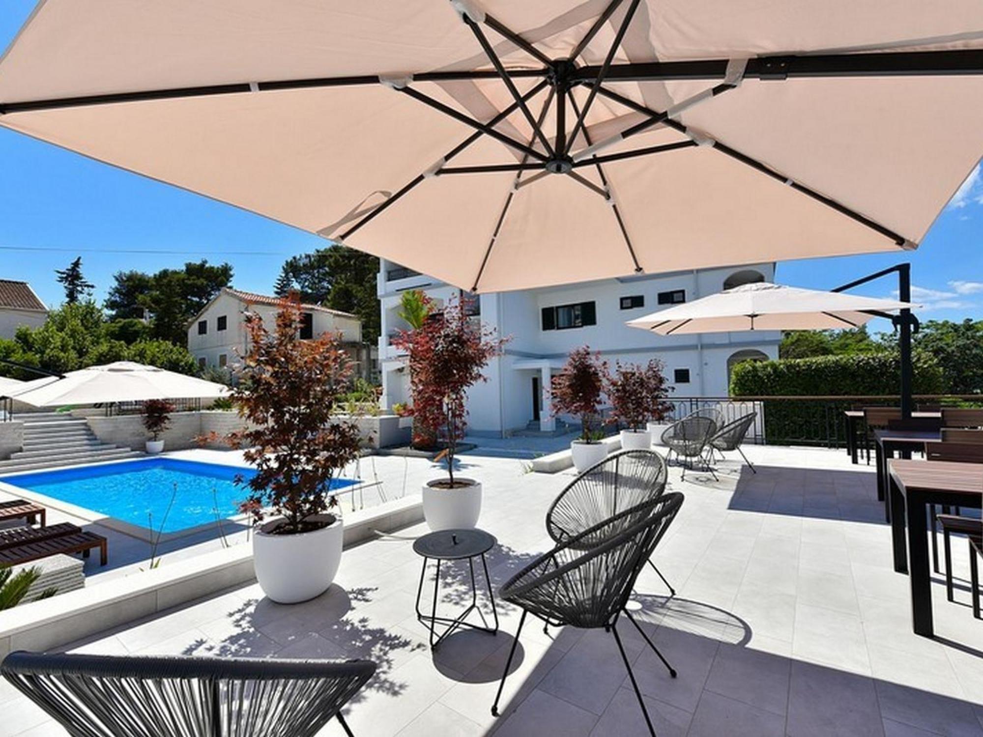 Mediterraneo Garden Apartments 佩特坎内 客房 照片