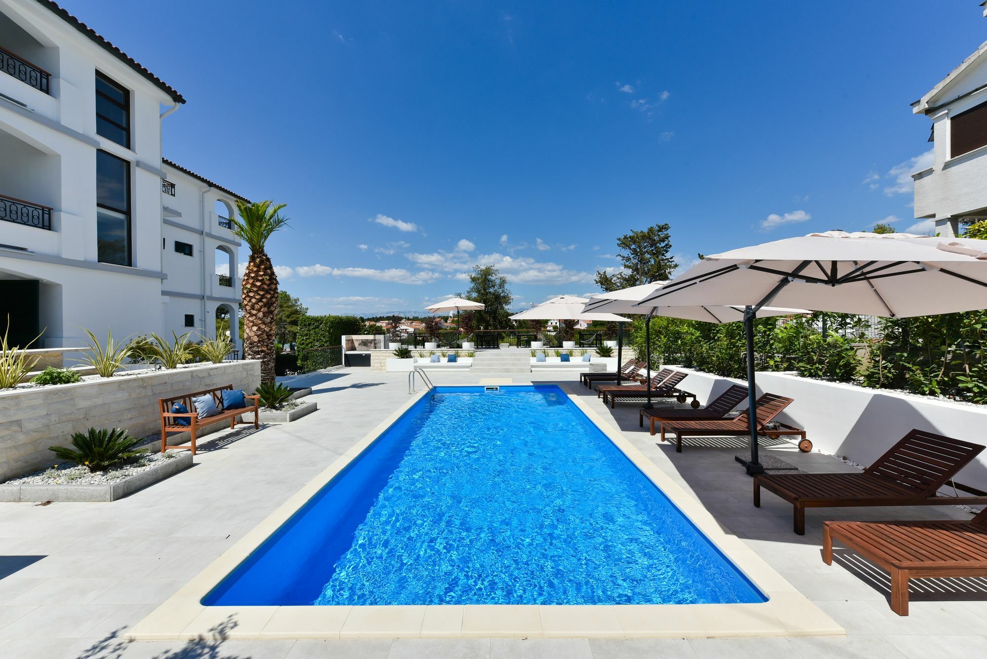 Mediterraneo Garden Apartments 佩特坎内 外观 照片